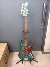 エレキベース|MIYAKO