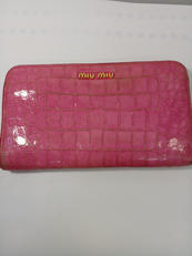 ラウンドファスナー長財布|MIUMIU