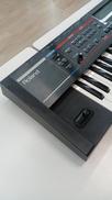 シンセサイザー|ROLAND