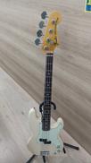 ベース|FENDER JAPAN