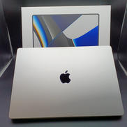 MACBOOK PRO|APPLE