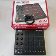 MIDIパッドコントローラー|AKAI