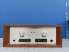 コントロールアンプ|AGI