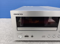 【ジャンク品】オンキョー　ONKYO CDレシーバー　シルバー USBポート付き ジャンク品】ONKYO CDレシーバー シルバー USBポート付き - メルカリ