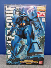 ガンダムプラモデル 1/100スケール