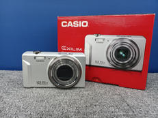 デジタルカメラ|CASIO