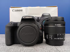 【レンズ付き】デジタル一眼レフカメラ|CANON