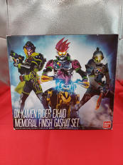 メモリアルフィニッシュガシャット|BANDAI