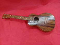 コンサートウクレレ|KALOHA