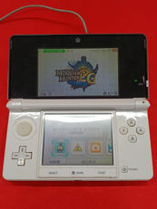 ニンテンドー 3DS　アイスホワイト|NINTENDO