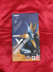 SHFIGUARTS仮面ライダークローズ|BANDAI