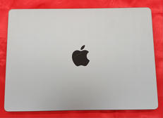 MACBOOK PRO|APPLE