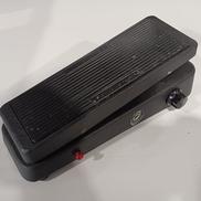 ワウペダル|CRYBABY