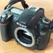 一眼レフカメラ|NIKON