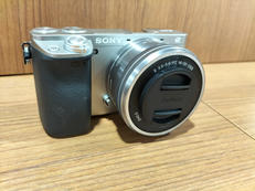 ミラーレス一眼カメラ|SONY