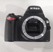 デジタル一眼レフ|NIKON