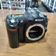 デジタル一眼レフ|NIKON