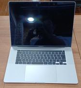 MAC BOOK PRO|APPLE