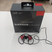 ノイズキャンセリングイヤホン|QDC