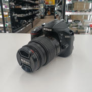 デジタル一眼レフカメラレンズキット|NIKON