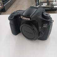 デジタル一眼レフ ボディ|CANON