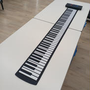 ロールピアノ|NIKOMAKU