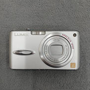 デジタルカメラ|PANASONIC