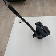 ビデオカメラ用雲台|SLIK