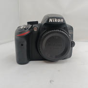 デジタル一眼レフカメラ　ボディ|NIKON