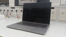 MACBOOK AIR|APPLE