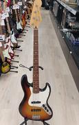 エレキベース|FENDER JAPAN
