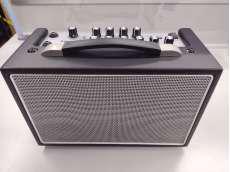 ギターアンプ|LOUIS