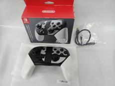 PROコントローラー 大乱闘スマッシュブラザーズSPECIA|NINTENDO / 任天堂