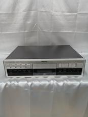 CDプレーヤー(通電のみ、液晶シミあり)⑮|REVOX
