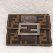 ズッカ柄　2つ折り財布|FENDI