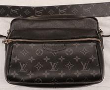 アウトドア・メッセンジャーPM|LOUIS VUITTON