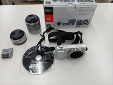 ミラーレス一眼カメラ|SONY