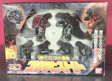 歴代ゴジラ大集合|バンダイ