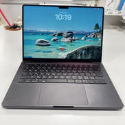 MACBOOK PRO CTOモデル|APPLE