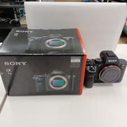 ミラーレス一眼レフカメラ|SONY