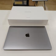 MACBOOK PRO|APPLE