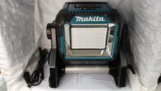 充電式スタンドライト|MAKITA