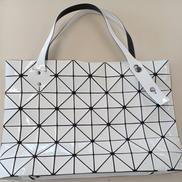 ハンドバッグ|BAOBAO