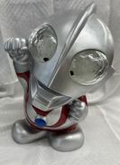 ウルトラマン貯金箱|RUNA