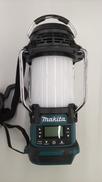 充電式ランタン付きラジオ|MAKITA