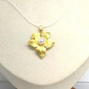 K18ペンダント|宝石付きペンダントトップ