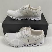 Cloud All White|ON