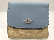 三つ折り財布|COACH
