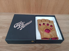 ドライビンググローブ|ALFA ROMEO