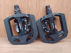 ビンディングペダル|SHIMANO